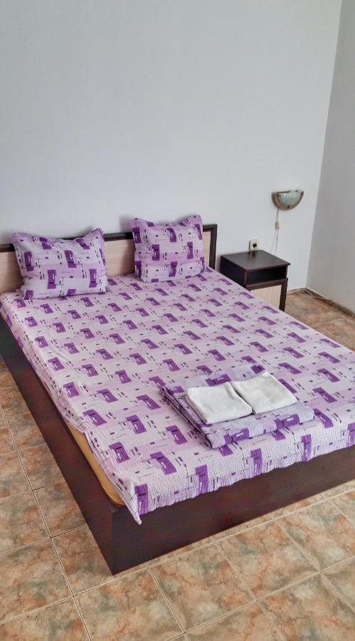 Family Hotel Bohemi II Primorszko Kültér fotó